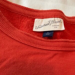 Universal Thread Women's Orange Sweatshirt - perfect for Fall & Thanksgiving